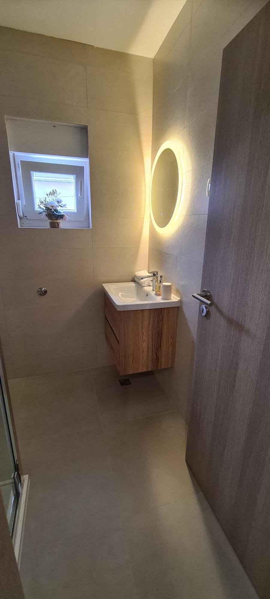 Apartmani Ivana Каштела Экстерьер фото